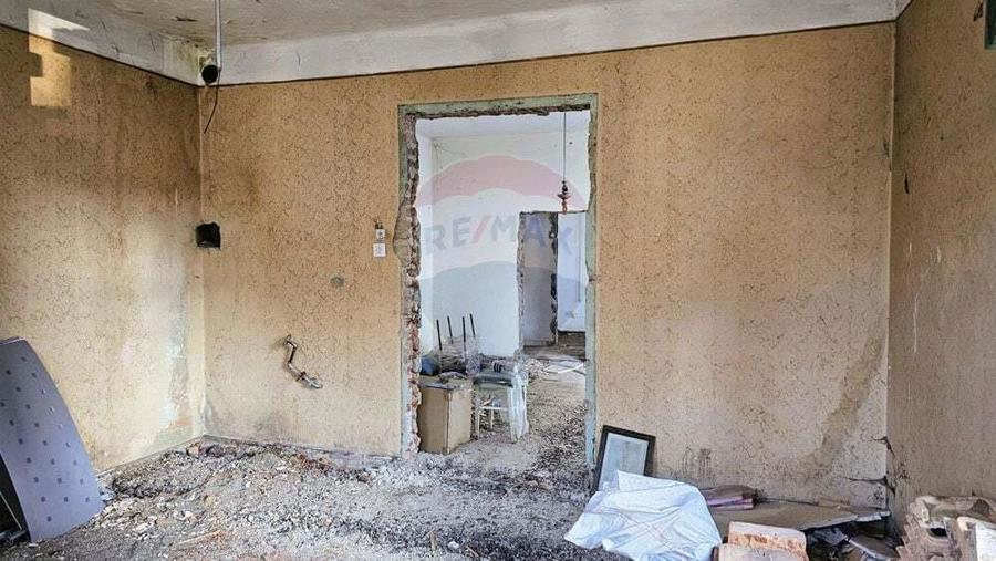 Lot teren de 597 mp | Casa renovabila | (PUZ si CU Bloc P+2+M etaje) - 11