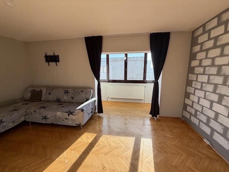 Apartament 3 camere de vanzare, zona Bucovina - 7