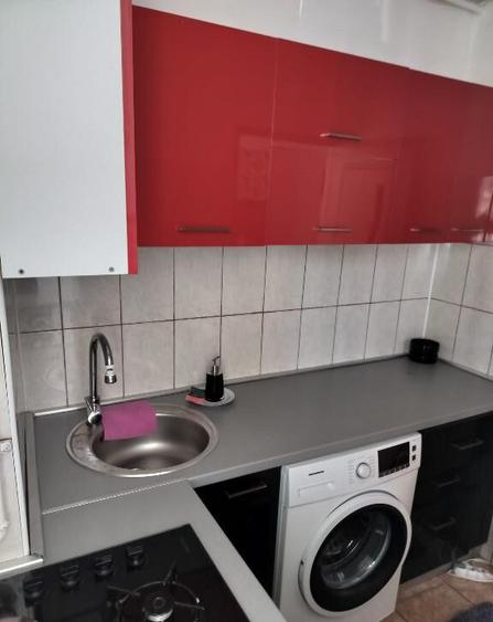 Garsoniera decomandat - zona Noua. - 8