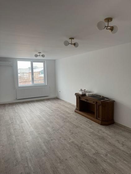 De inchiriat garsoniera noua, spatiu comercial, 13 Septembrie - 8