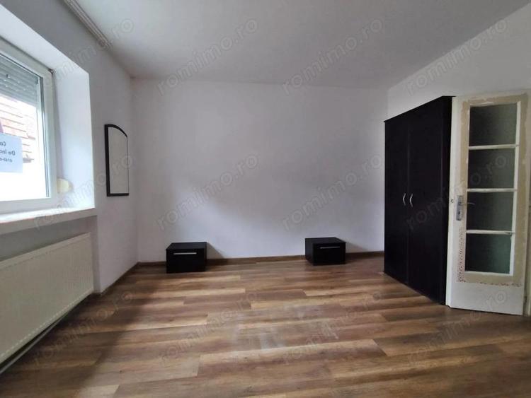 Chirie casa P+1 ultracentral Oradea pentru locuit sau spatiu birou - 13