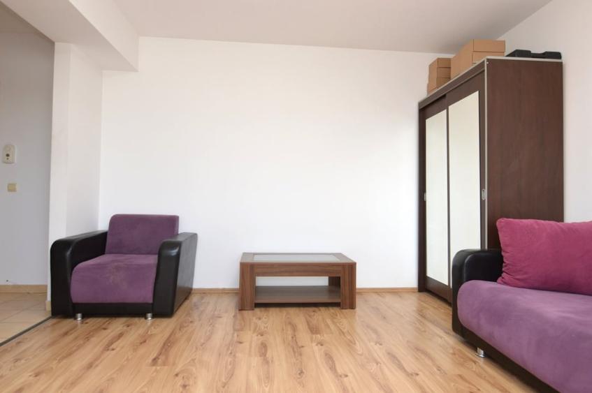 INCHIRIERE GARSONIERA  VITAN – RIN GRAND HOTEL - 4