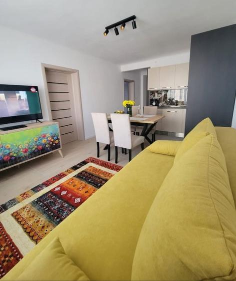 Inchiriez apartament 3 camere, living open space cu bucatarie - 8