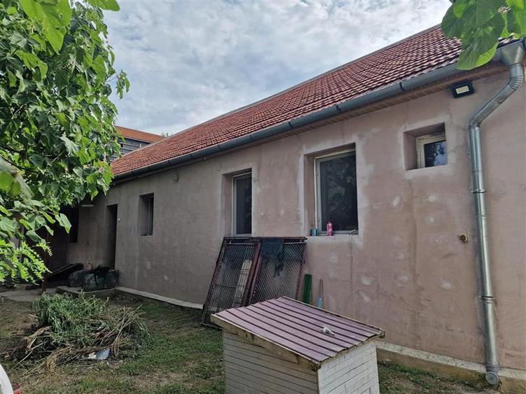 Resita Casa Zona Catedrala Muncitoresc - 2