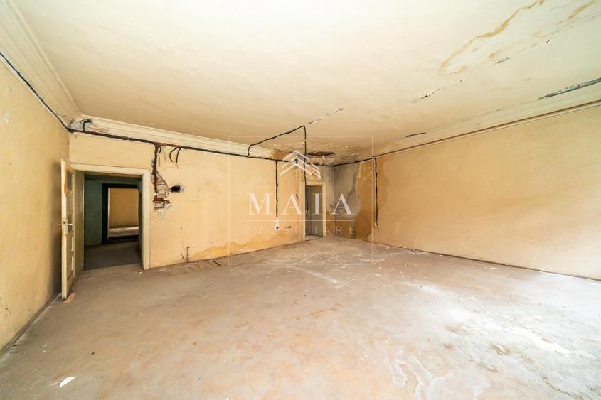 Casă cu 9 camere și curte interioară – Centru Istoric Sibiu - 11