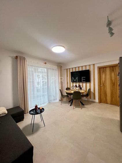 Apartament cu 3 camere decomandat în Livezeni