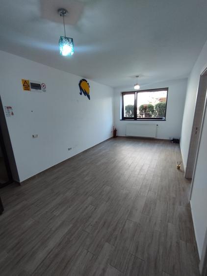 Spatiu 45mp din 2 birouri Centru Independentei UMF - 4