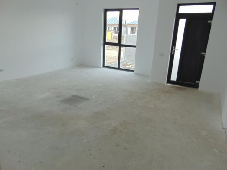 DE la DEZVOLTATOR casa PARTER placa de beton la pod incalzire in pardoseala - 32