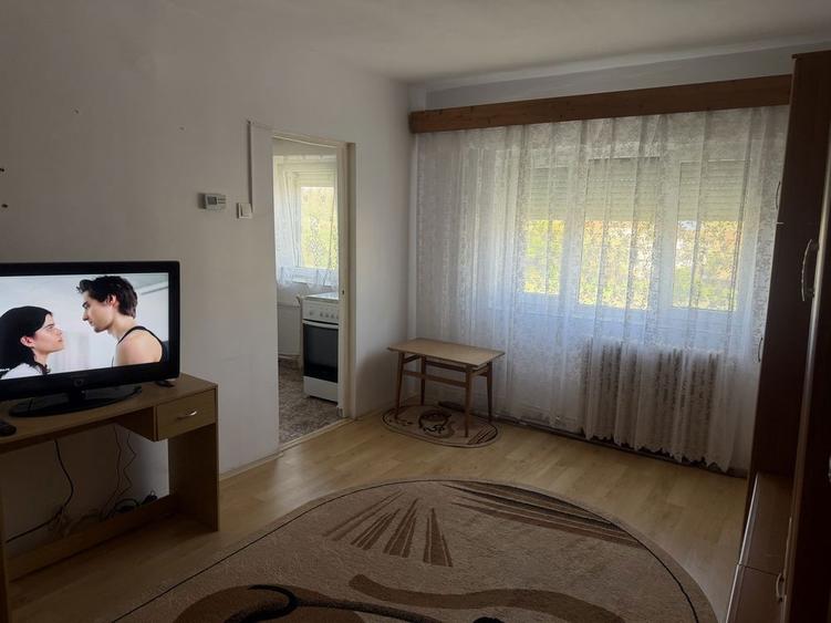 Garsionera in Pipirig de inchiriat - 1