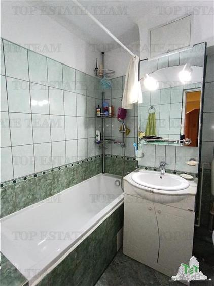 Super apartament cu doua camere superbe pozitionat fix in centrul Ploiestiului l - 12