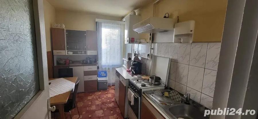 Apartament 3 camere in Reghin, Rodnei, etaj 2 - 3