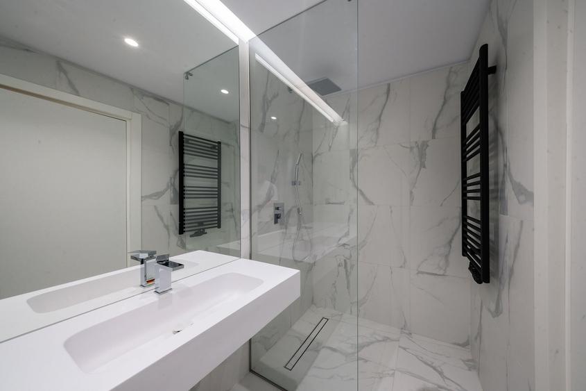 Apartament cu 3 camere de închiriat // Yacht Kid - 21