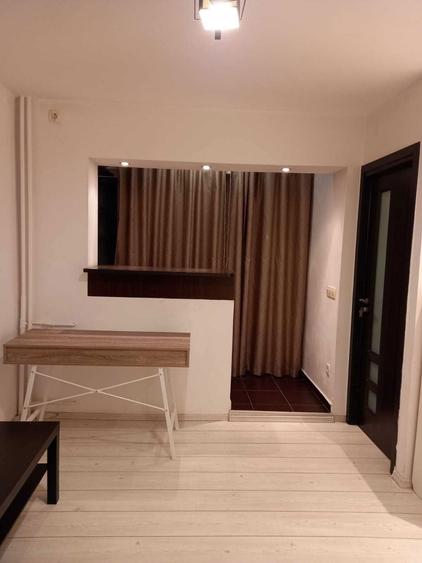 Inchiriere garsoniera zona Crangasi - 1