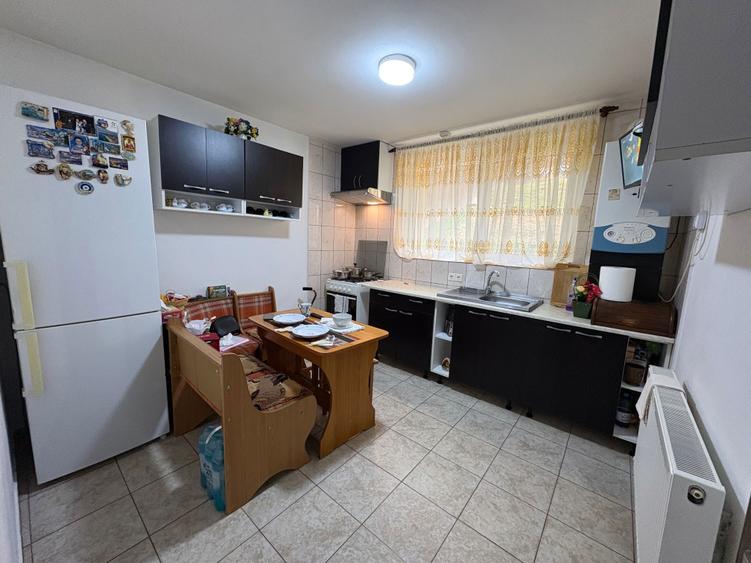 Casa Turches Sacele - 250.000 euro neg - sau schimb apartment bv + dif - 2