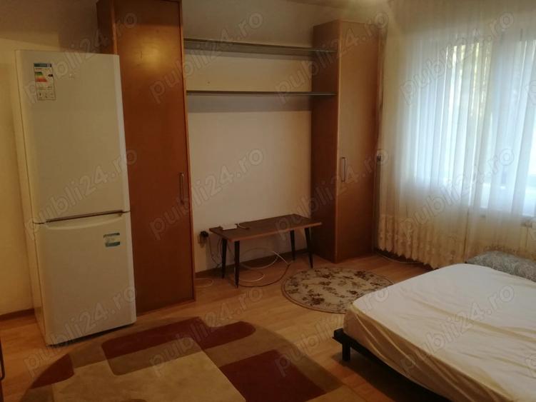 Inchiriez garsoniera - 1