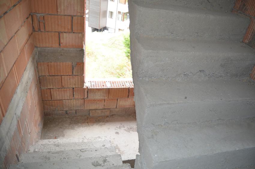 Casă de vânzare cu 5 camere, teren 554 mp, în orașul Predeal - 8