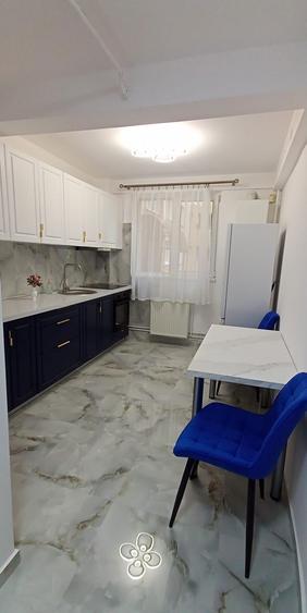 Inchiriez apartament cu 2 camere luxos, zona Grivitei - 3