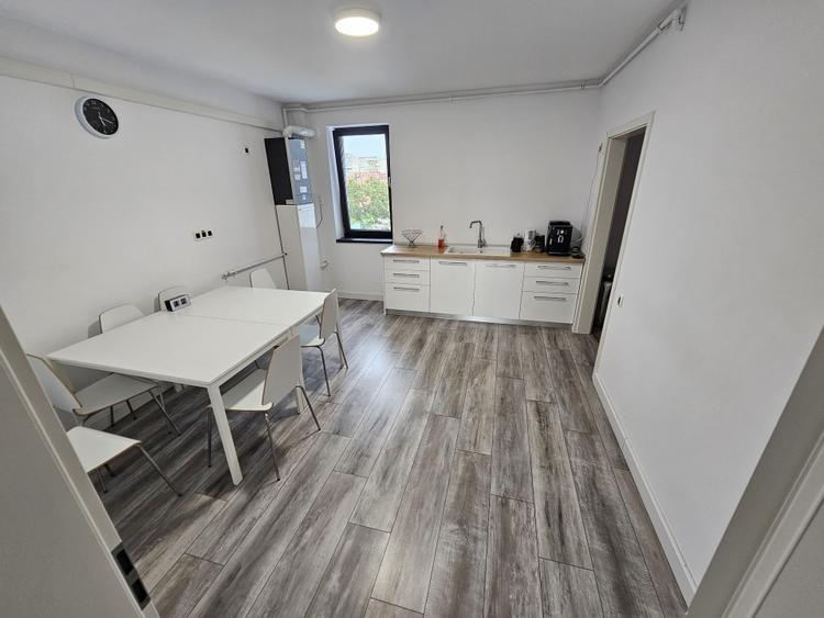 Spatiu Birouri 3 camere Calea Dumbravii bloc nou - 8