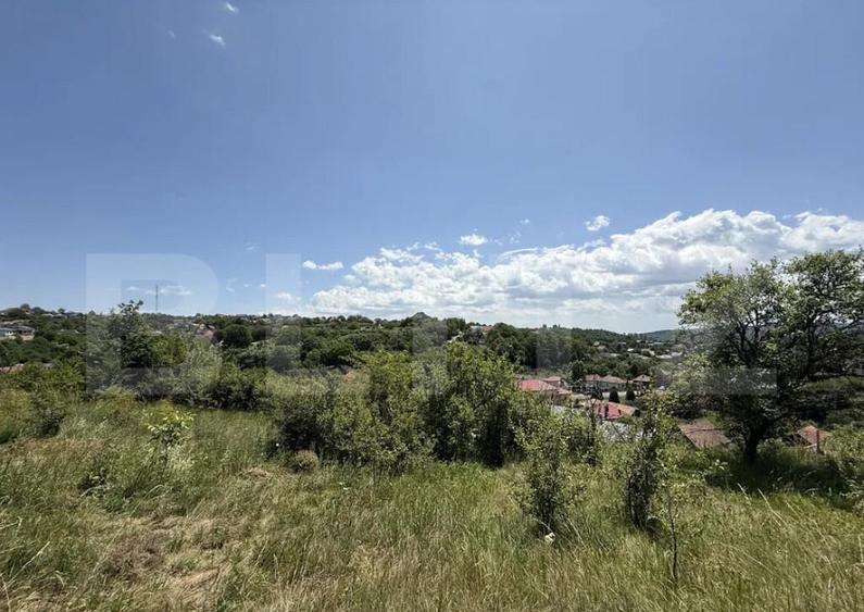 Teren de 1000 mp pentru duplexuri sau casa individuale in F - 3