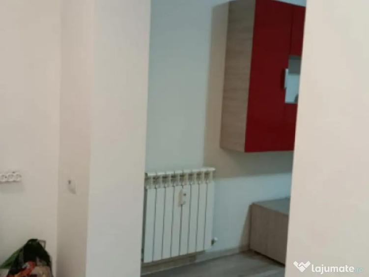 Garsoniera situata in zona FAR - 3