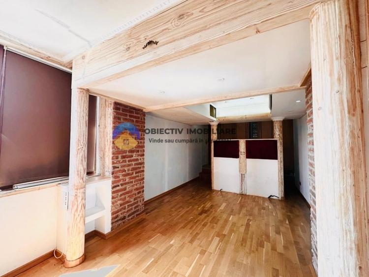 Apartament de vanzare 3 camere - Zona 1 Mai / 2 bai - 2