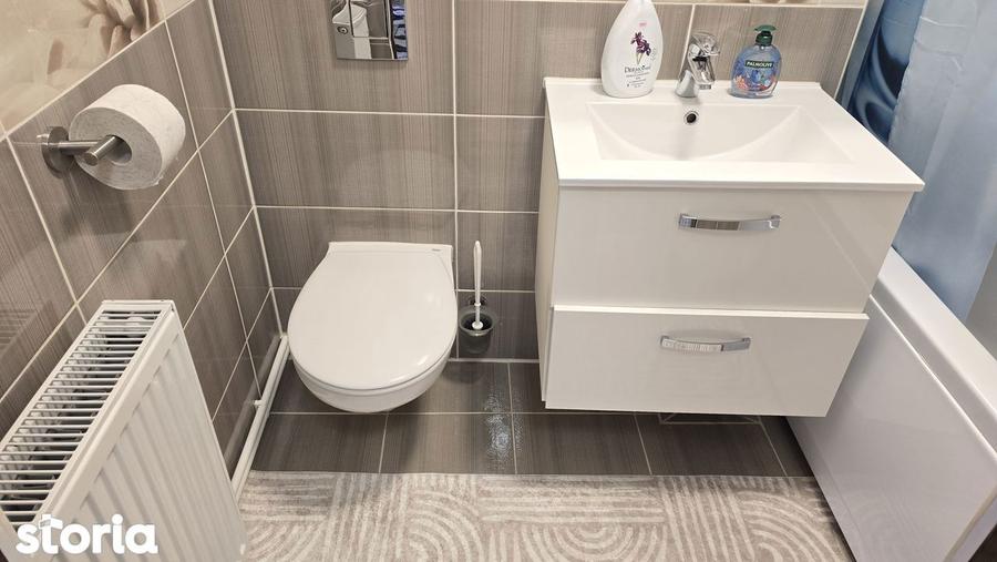 Inchiriez apartament 3 camere decomandat, Deva, ultracentral I. Maniu - 12