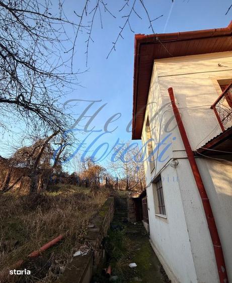 Teren 6500 mp, cu case renovabile/ demolabile, Iris - 1