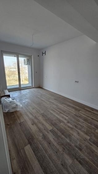 Apartament cu 2 camere decomandat în Nicolina