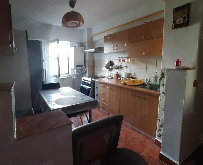 Inchiriez apartament cu 2 camere - 10