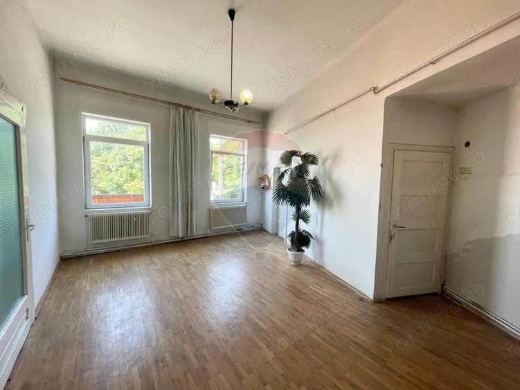 Casa cu 3 camere de vanzare in zona centrala comison 0% - 17