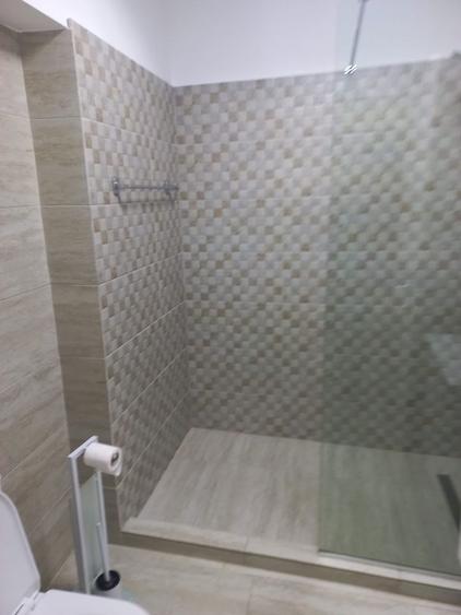 Inchiriez apartament cu 2 camere decomandate in 1 Mai. - 6