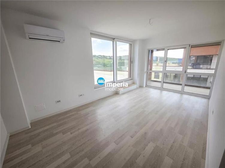 Apartament modern cu terasa spectaculoasa  Complex 7Moon Aroneanu - 3
