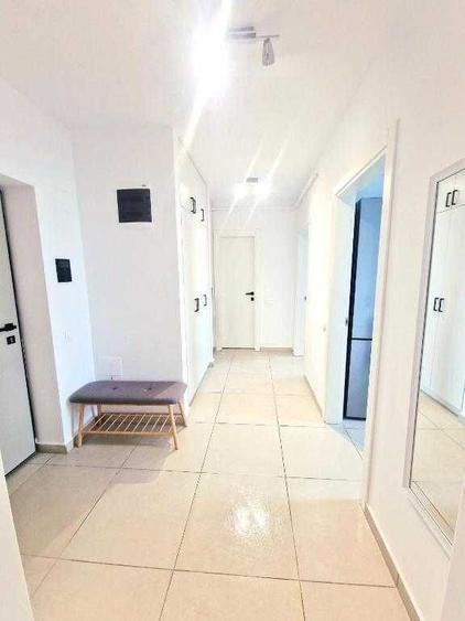 Apartament 2 camere Zona Tractorul Coresi Bloc Nou Mobilat si utilat - 5