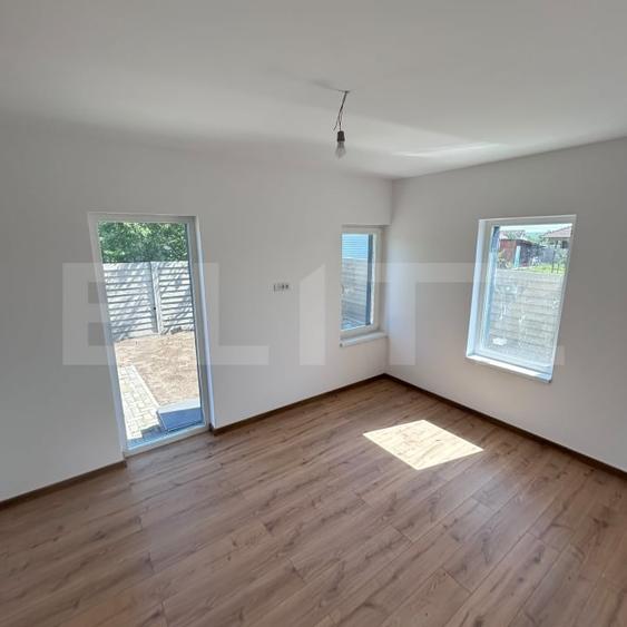 Duplex cu 3 camere cu Teren 269 Mp în Ianova