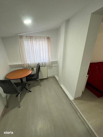 Garsoniera decomandata Brazda, 42 mp,parter/4 cu balcon - 1