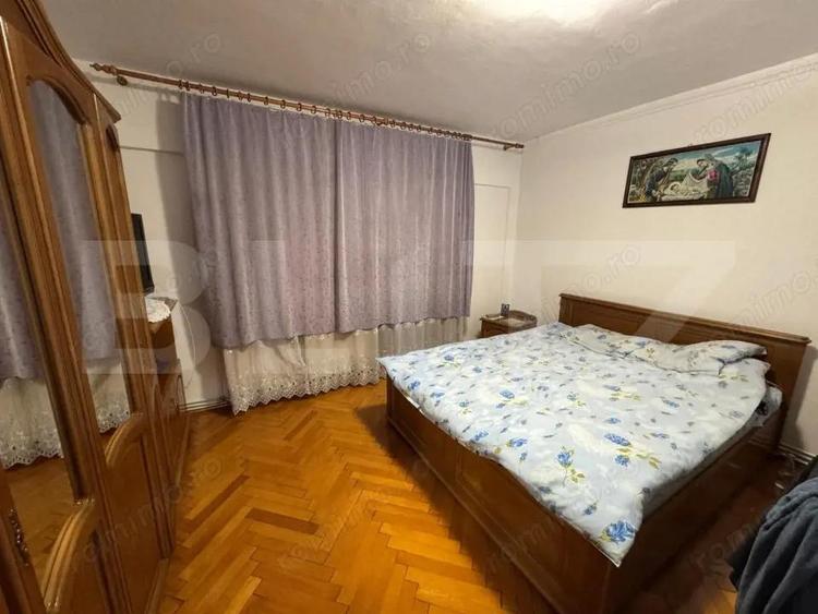 Apartament de vanzare, 78 mp, zona Carpati 2 - 5