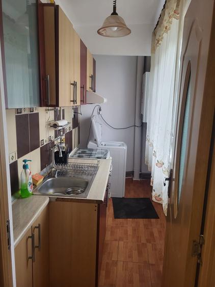 Inchiriez garsoniera - 3