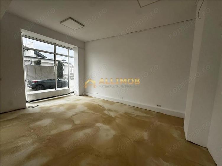 Spatiu comercial de 120 mp in Plopeni, zona cu vad . - 1