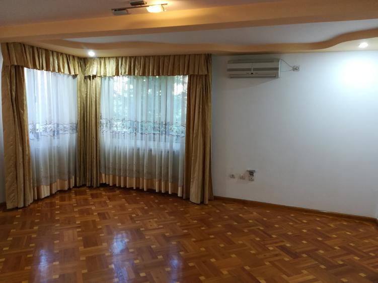 Zona Calea Mosilor vila 7 camere - 7