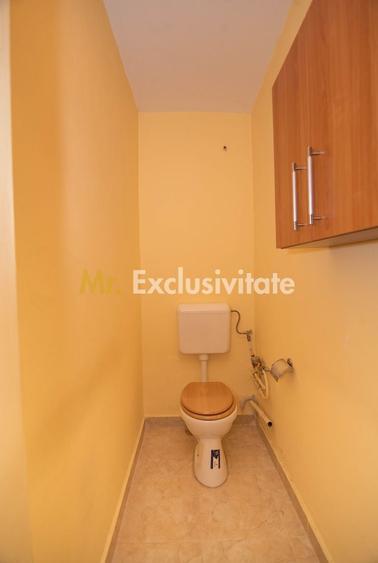 Apartament cu 3 camere decomandat în Prundu
