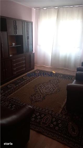 Apartament cu 3 camere în Micro 15