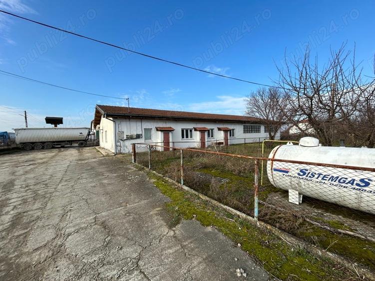 Spațiu comercial, de 7,000 mp, în Central