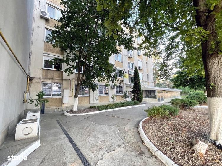 Spațiu comercial, de 79 mp, în Centura