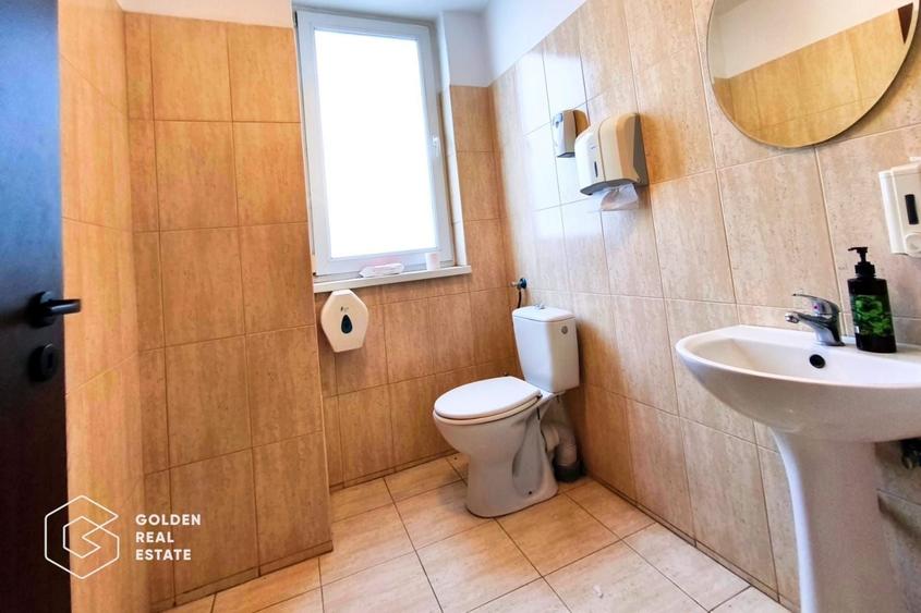 Spațiu comercial, de 140 mp, în Spitalul Județean
