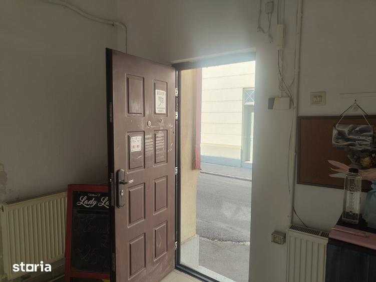 Apartament cu 4 camere în Ultracentral