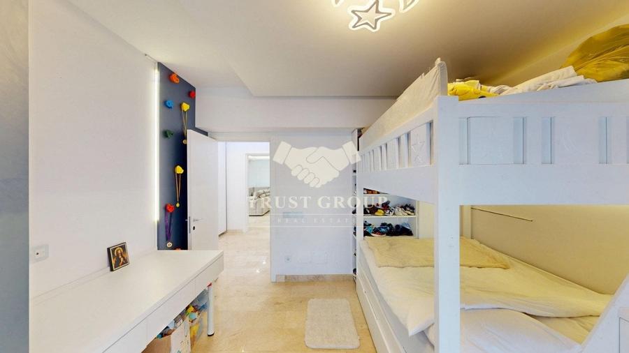 Apartament cu 4 camere semidecomandat, mobilat în Kiseleff