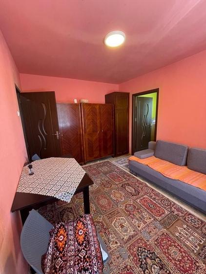 Apartament cu 2 camere semidecomandat, mobilat în Gheorgheni