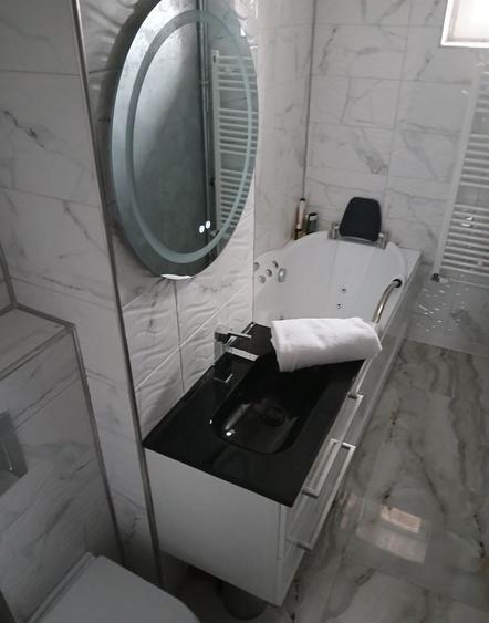 Apartament cu 2 camere decomandat, mobilat în Baba Novac