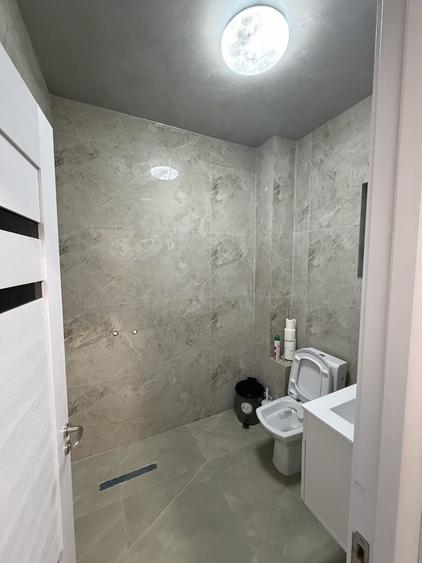 Casă cu 3 camere în Malu Mare