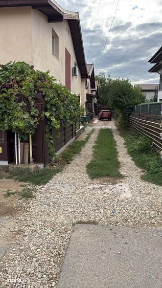 Casă cu 3 camere în Tunari